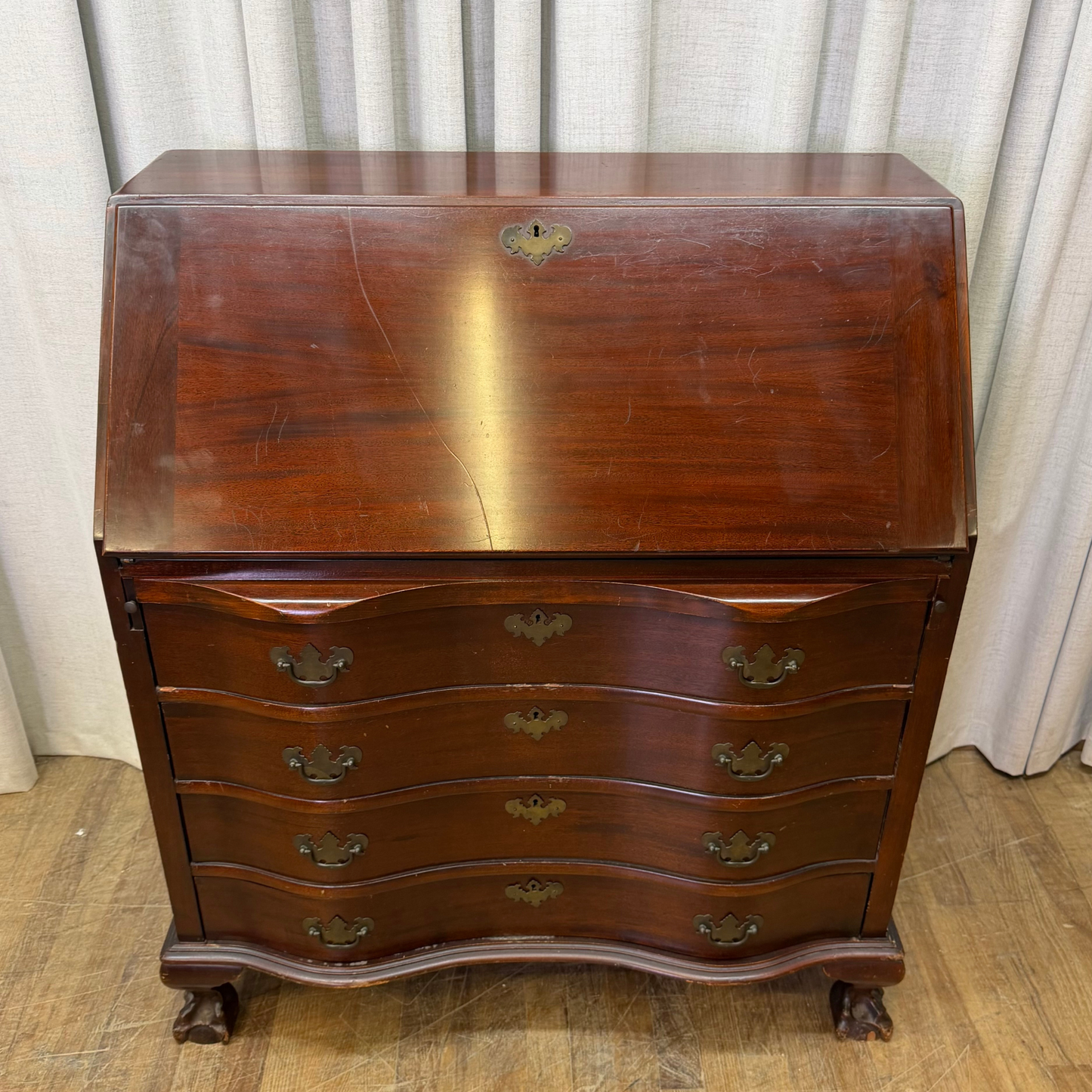 Ball & Claw Foot Drop Front Desk