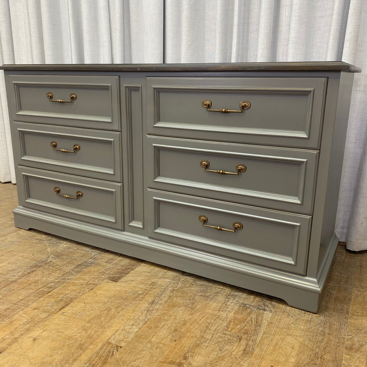 Drexel Six Drawer Dresser Lacquered French Linen