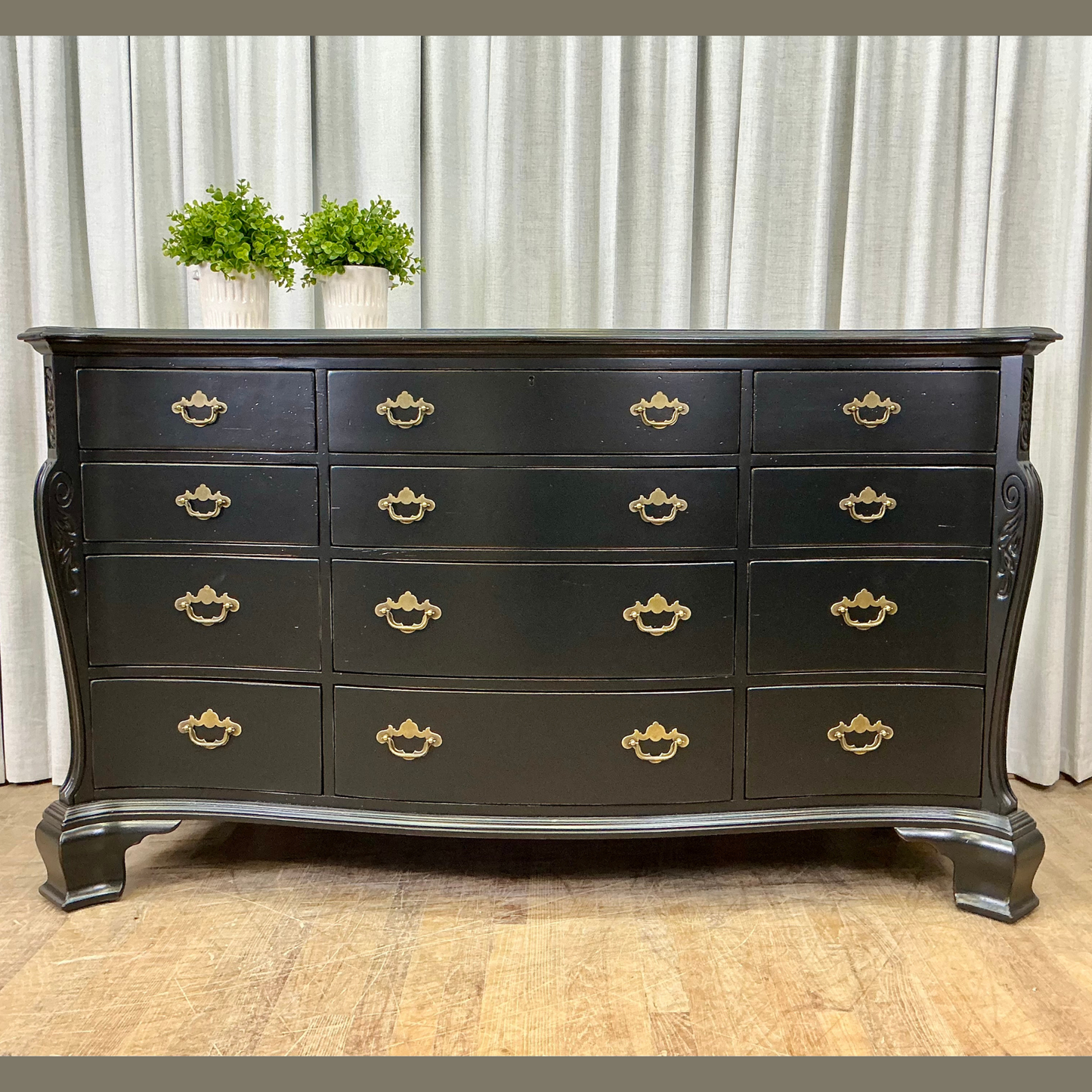 Twelve Drawer Dresser by Lexington Lacqured Black with Jacobean Stained Top