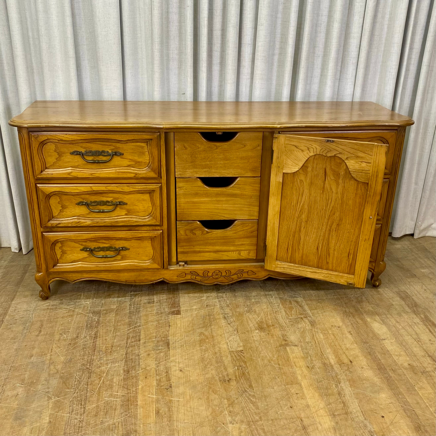 French Nine Drawer One Door Dresser