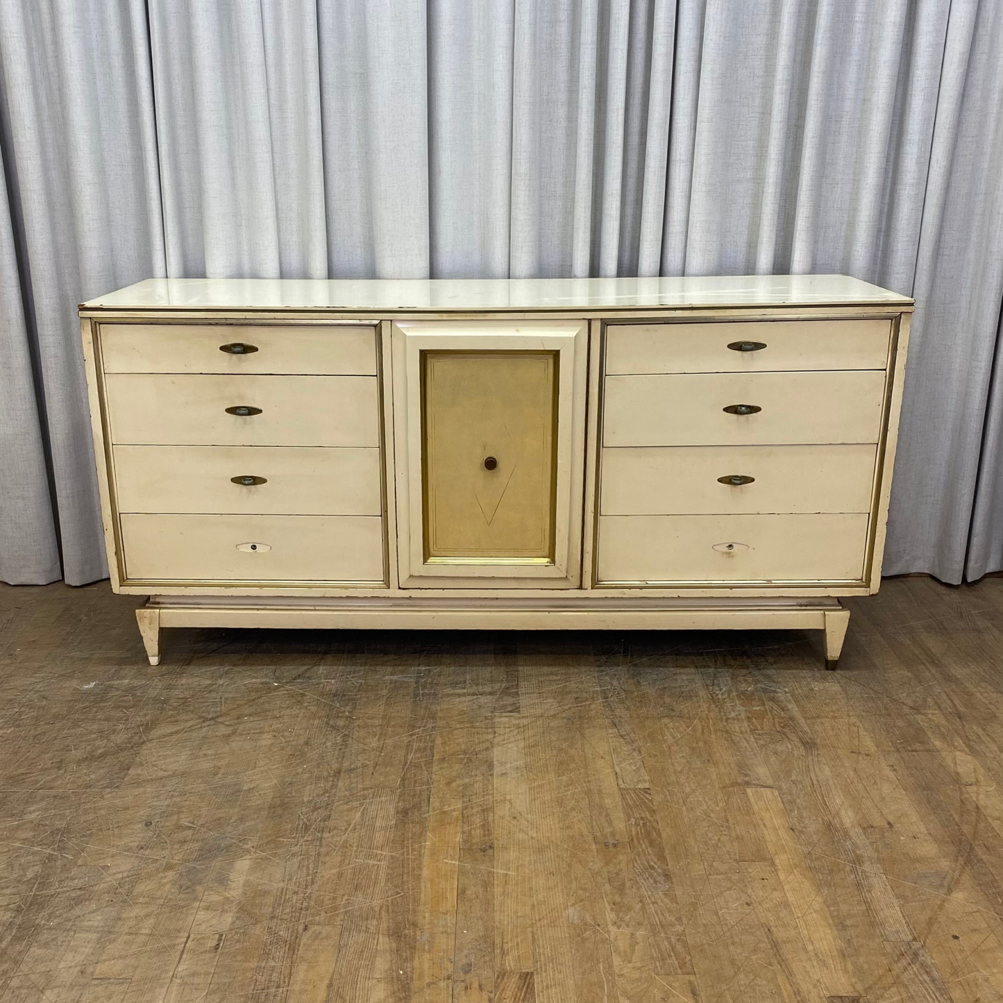 MCM Dresser