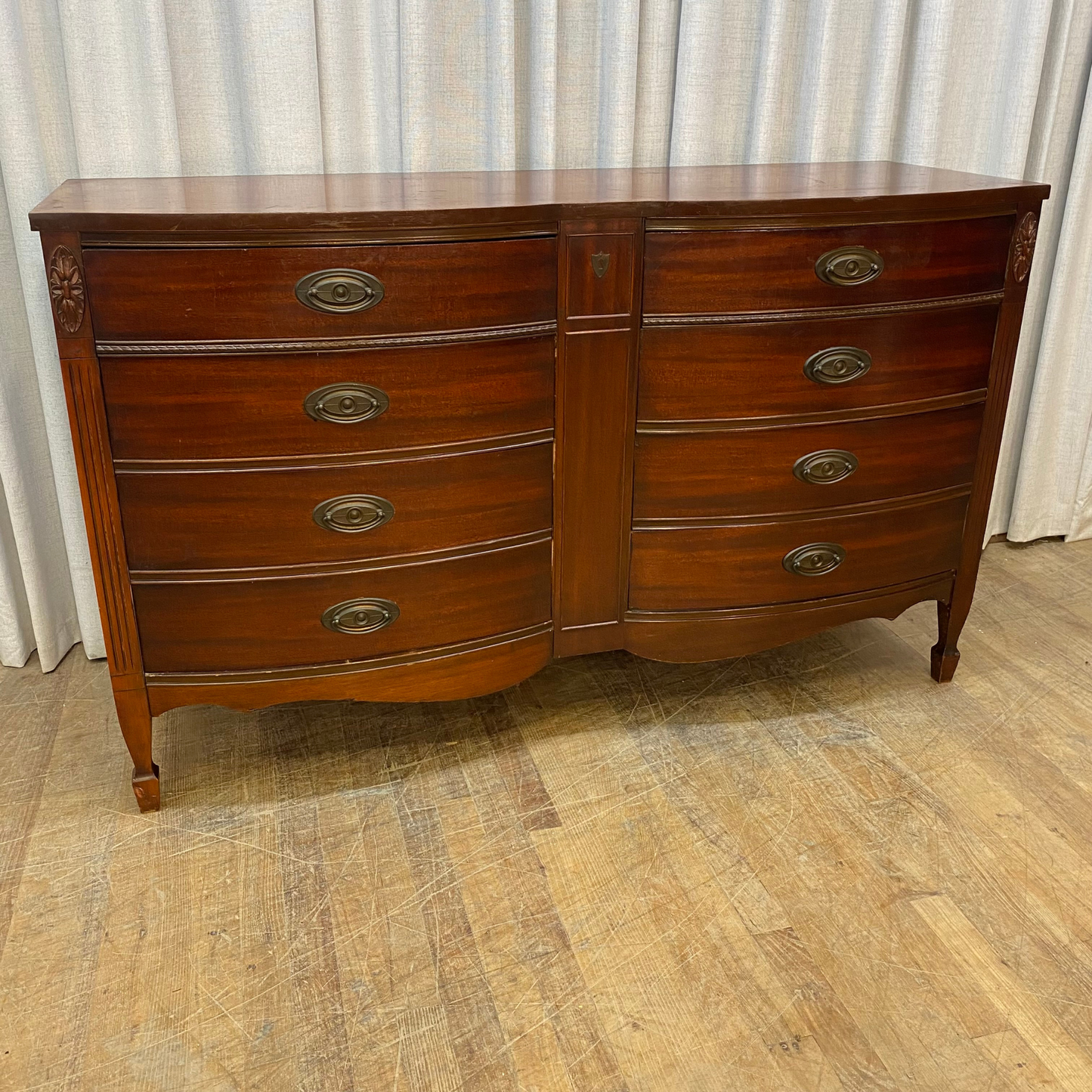 Eight Drawer Hepplewhite Dresser