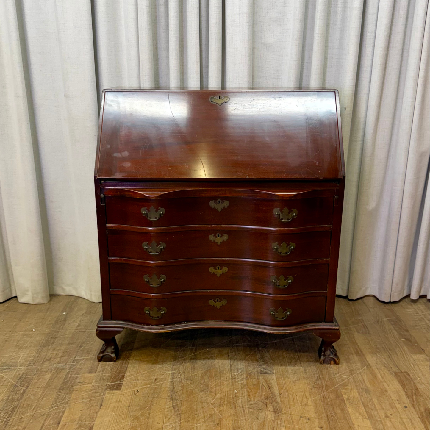 Ball & Claw Foot Drop Front Desk