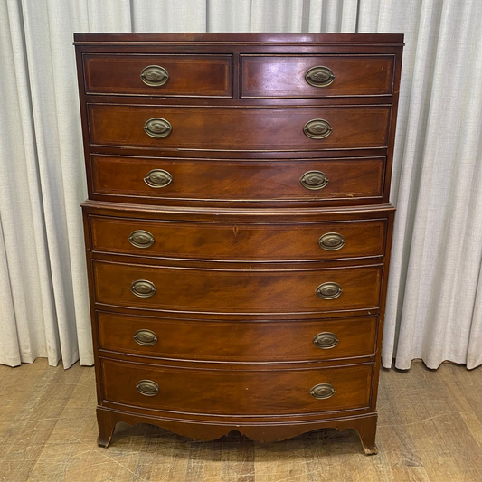 Eight Drawer Hepplewhite Chest