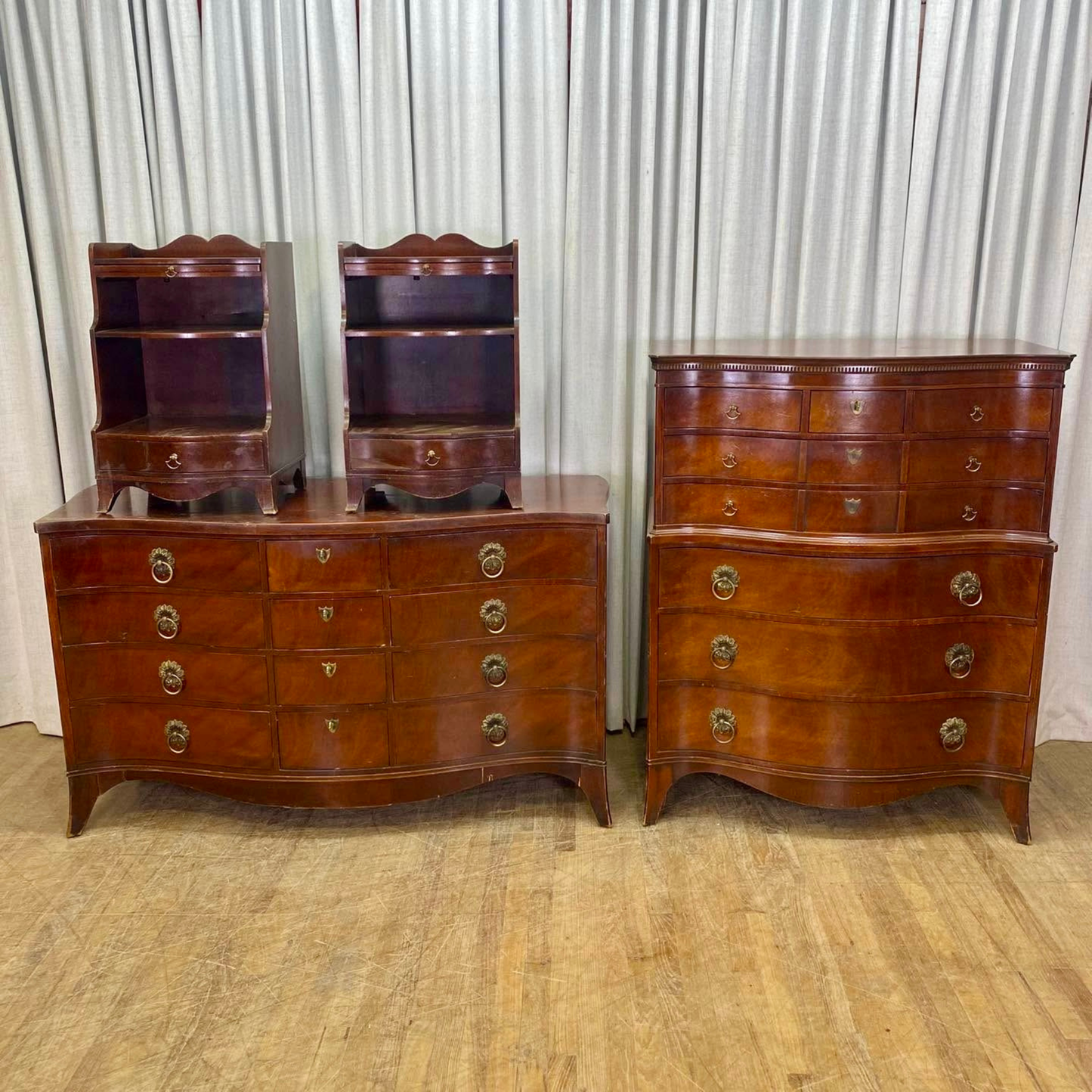 Vintage Mahogany Bedroom Set