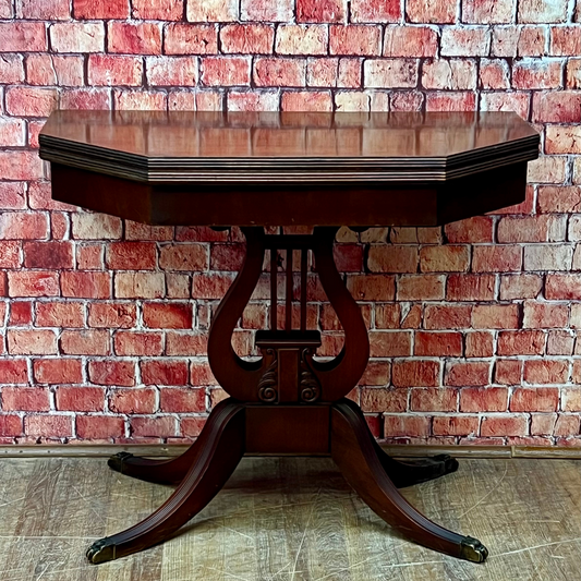 Harp Design Duncan Phyfe Style Mahogany Flip Top Game Table