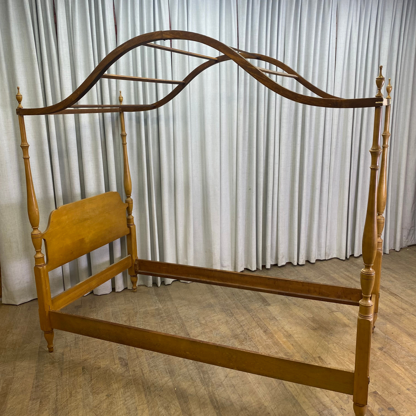 Solid Wood Twin Size Canopy Bed