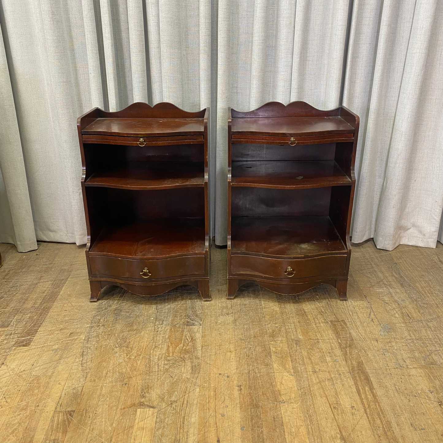 Vintage Mahogany Bedroom Set