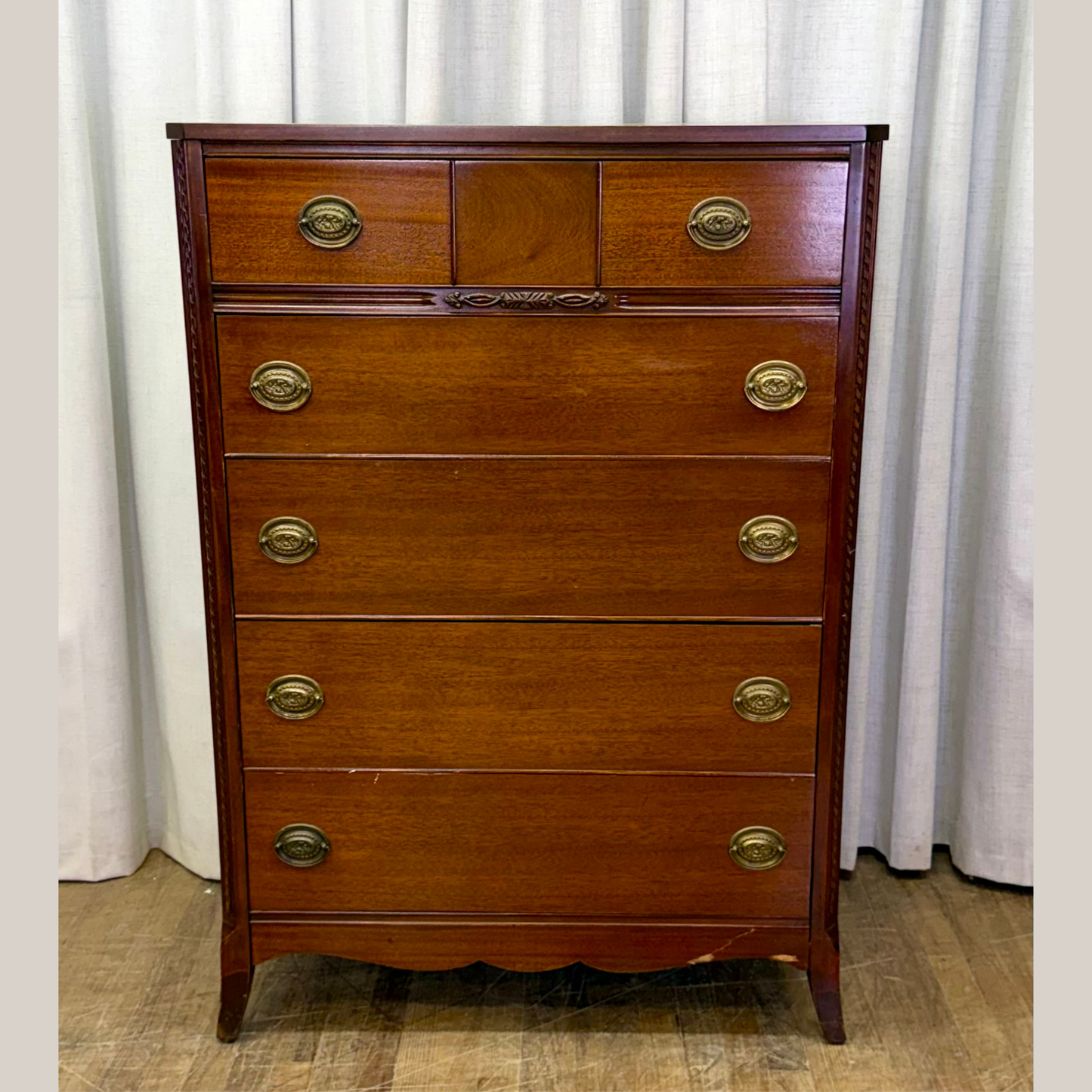 Five Drawer Hepplewhite Chest