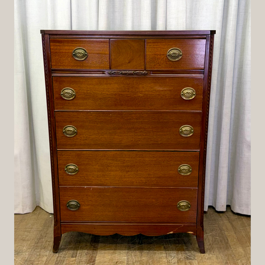 Five Drawer Hepplewhite Chest