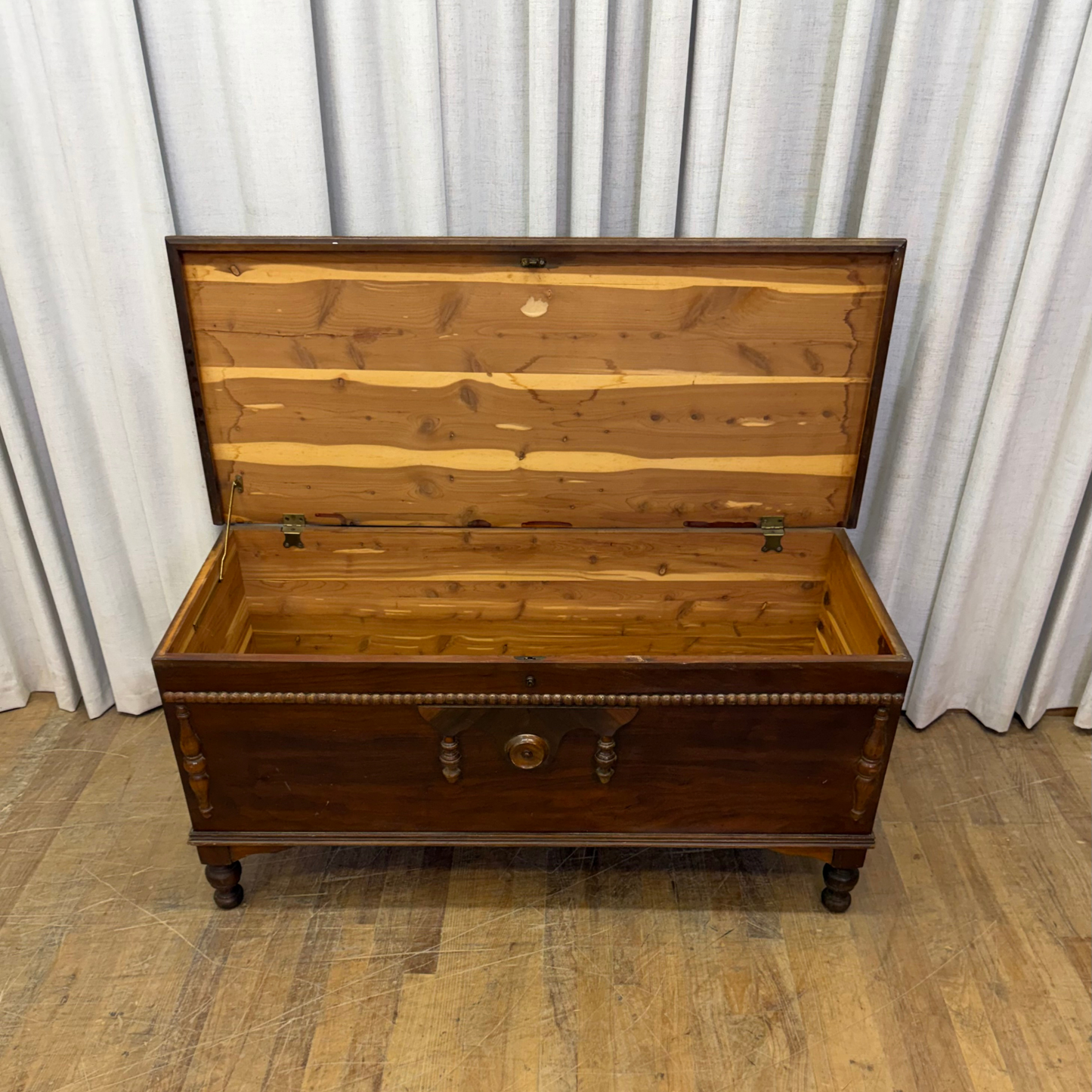 Mahogany Lane Cedar Chest