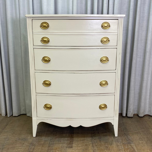 Hepplewhite Chest