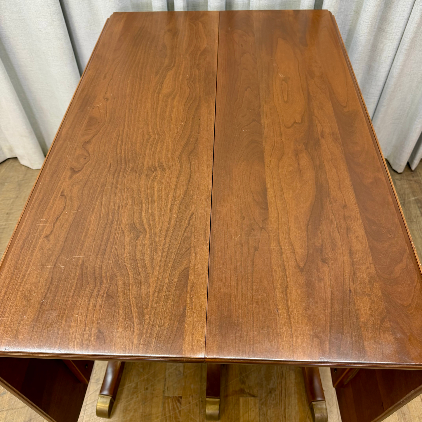 Duncan Phyfe Style Drop Side Table