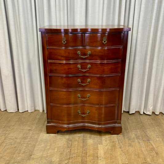 Duncan Phyfe Style Chest