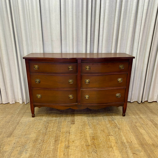 Hepplewhite Dresser