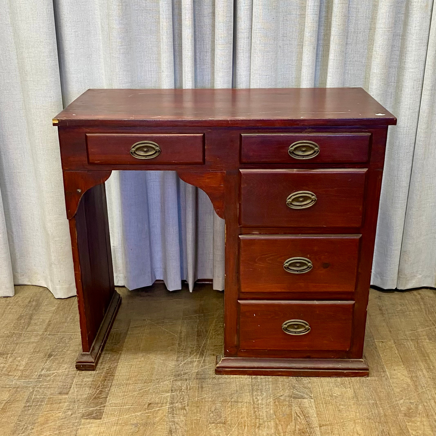 Hepplewhite Style Desk